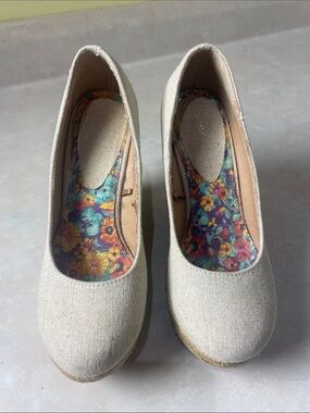 George Beige Canvas Wedge Pumps with Floral Insole
